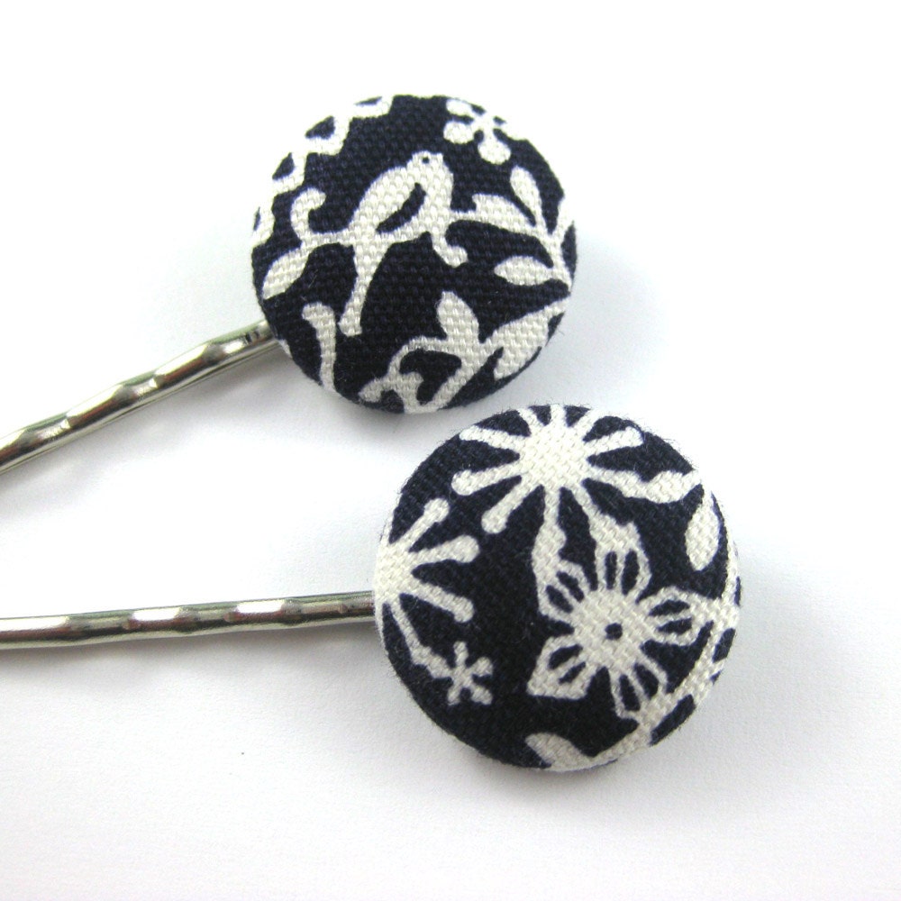 Fabric Covered Button Bobby Pins - Lacy Woodcut Pattern in Navy and White