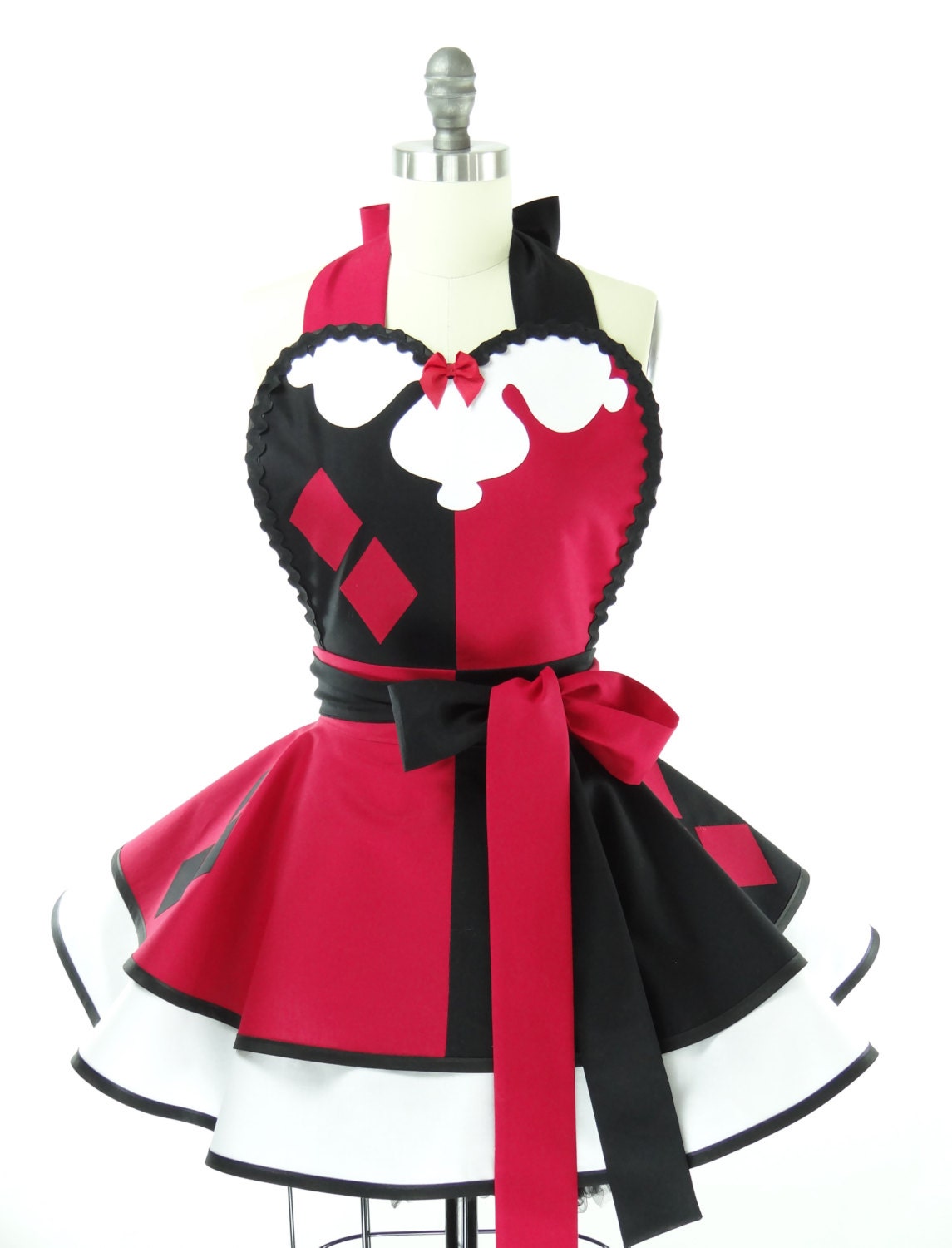 Retro Apron - Harley Quinn Sexy Womans Aprons - Vintage Apron Style - Batman Pin up Gotham Villian Rockabilly Cosplay