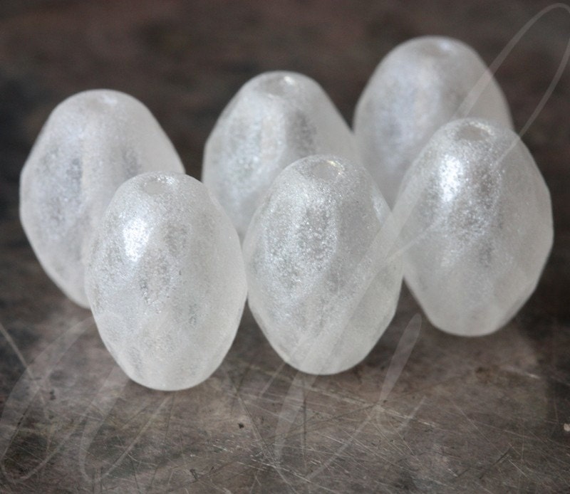 WINTER FROST OLIVES .. Premium Czech Faceted Glass Beads (3014-6)