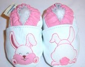 moxies Summer SALE baby girl  leather shoes white bunny  you pick size chaussons