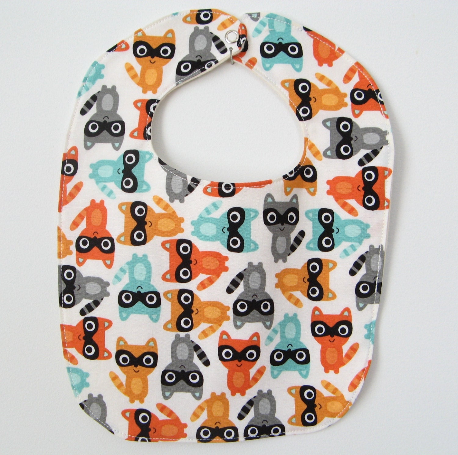 Raccoon Baby Bib / Snap Bib / Gender neutral / Baby Boy / Baby Girl / Cotton and Organic Flannel / Infant Bib / Baby Shower gift