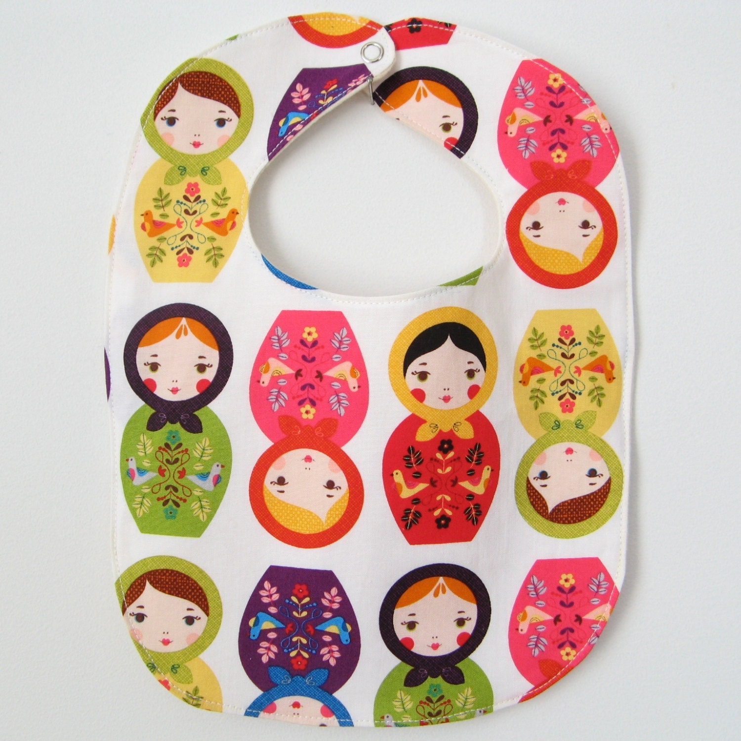 Matryoshka Baby Bib / Snap Bib / Baby Girl / Cotton and Organic Flannel / Infant Bib / Baby Shower gift