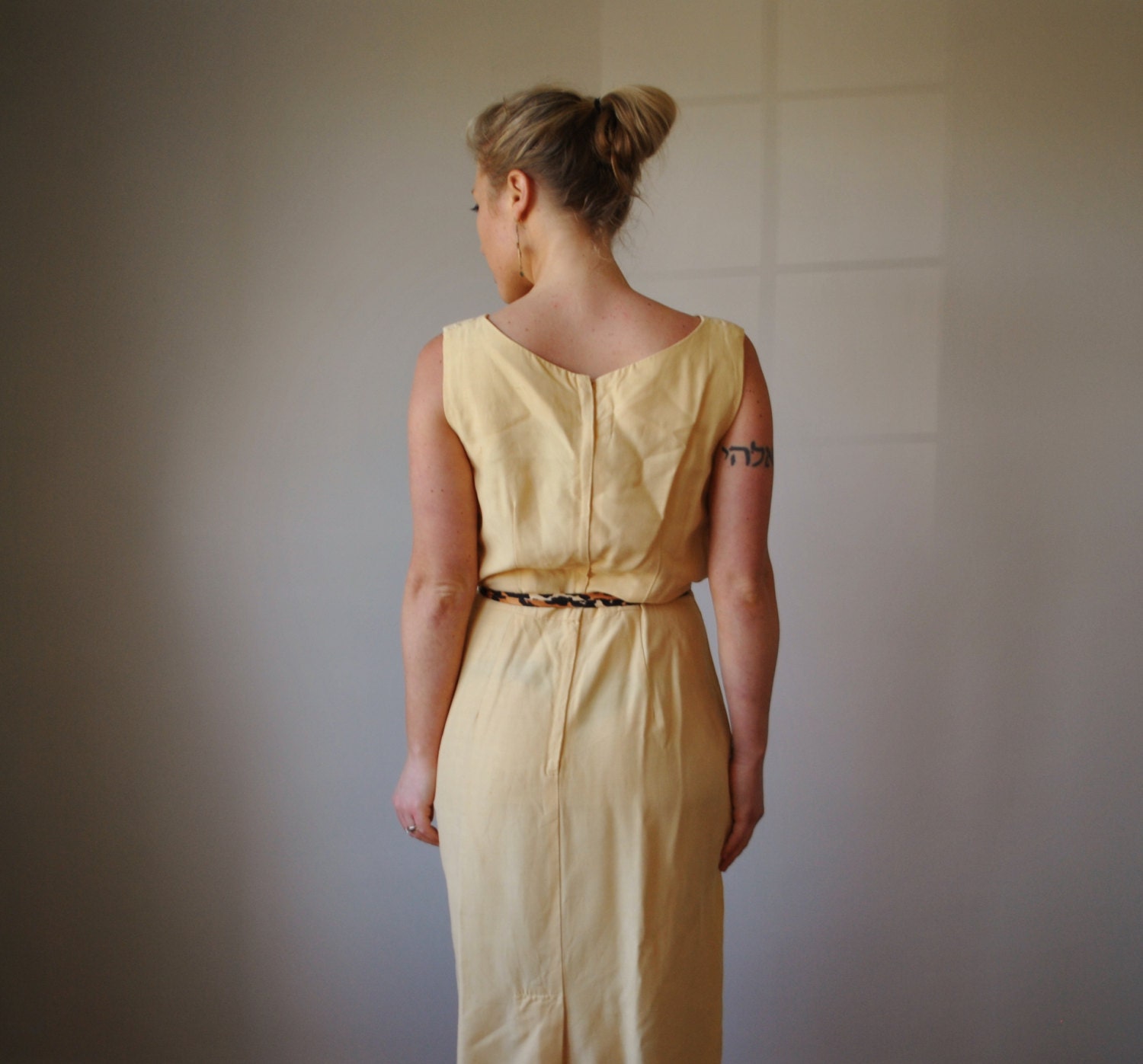 1950s Safron Textured dress, size medium to large