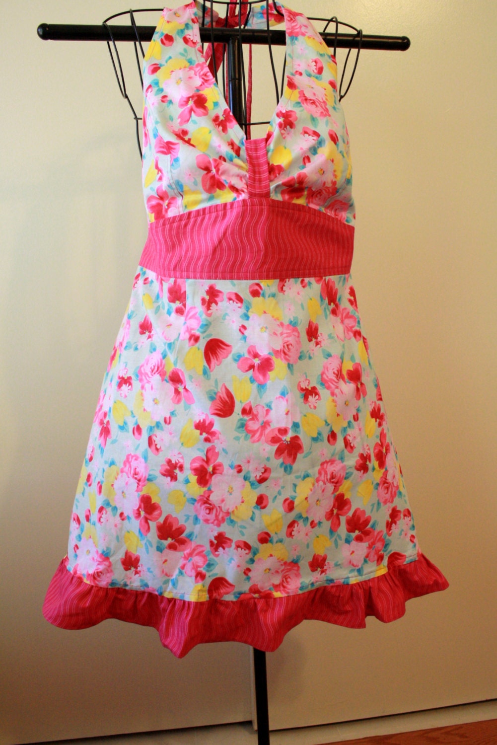 Retro Apron Rose Pink Floral ON SALE NOW