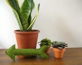 Moss Plush Felt Arrow Decor // Green // by OrdinaryMommy on Etsy