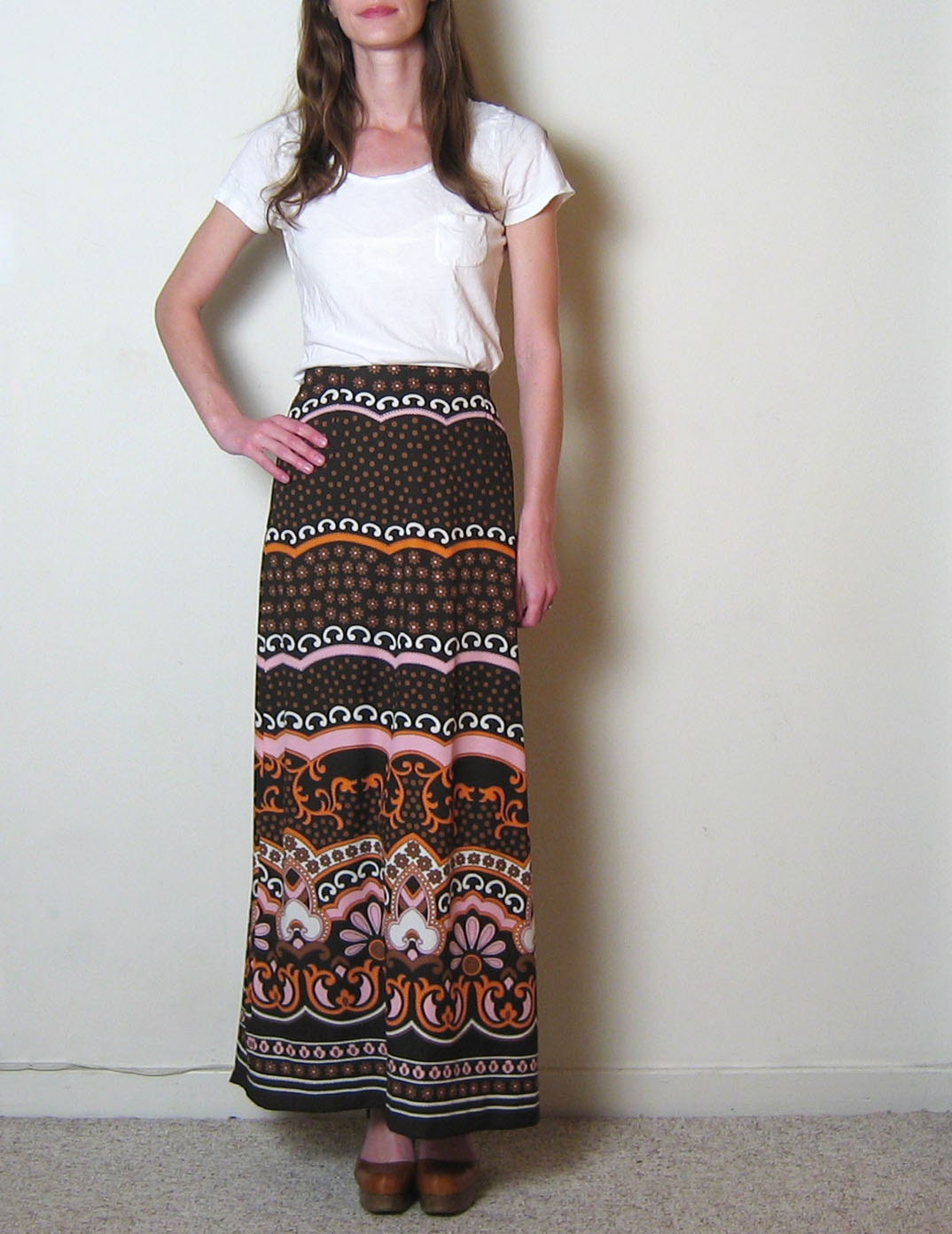 1970s MOD FLORAL maxi skirt, m
