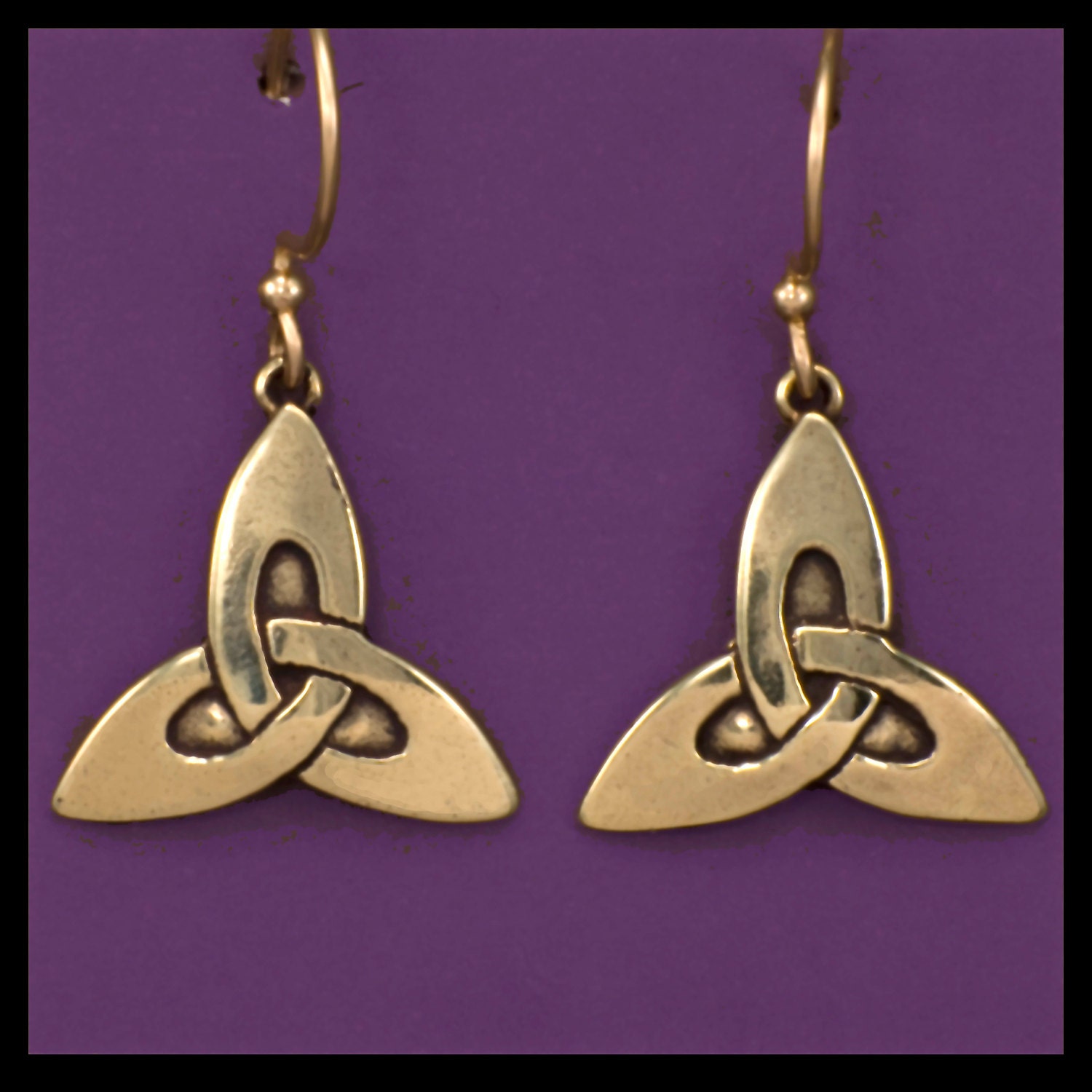 CELTIC TRINITY KNOT - Earrings- Bronze