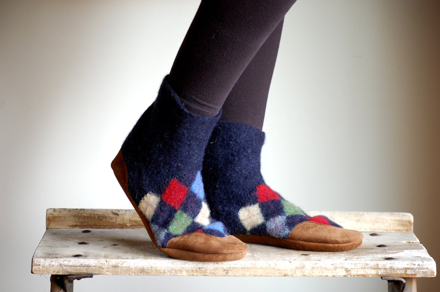Women Slippers, Wool House Shoes, Eco Friendly, women size 6.5, 9.5, Carnival