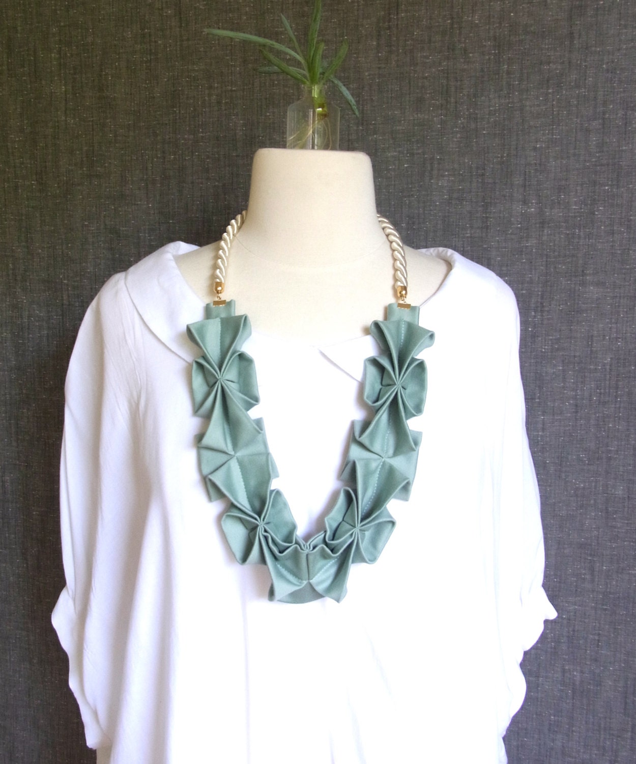 Origami Hana Rope Necklace - Pastel Green