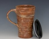 Ceramic travel mug with lid - redish brown and tan