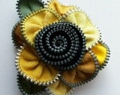 Multicolor Yellow Goldenrod Lemon Gold and Black Floral Brooch / Zipper Pin by ZipPinning 2510