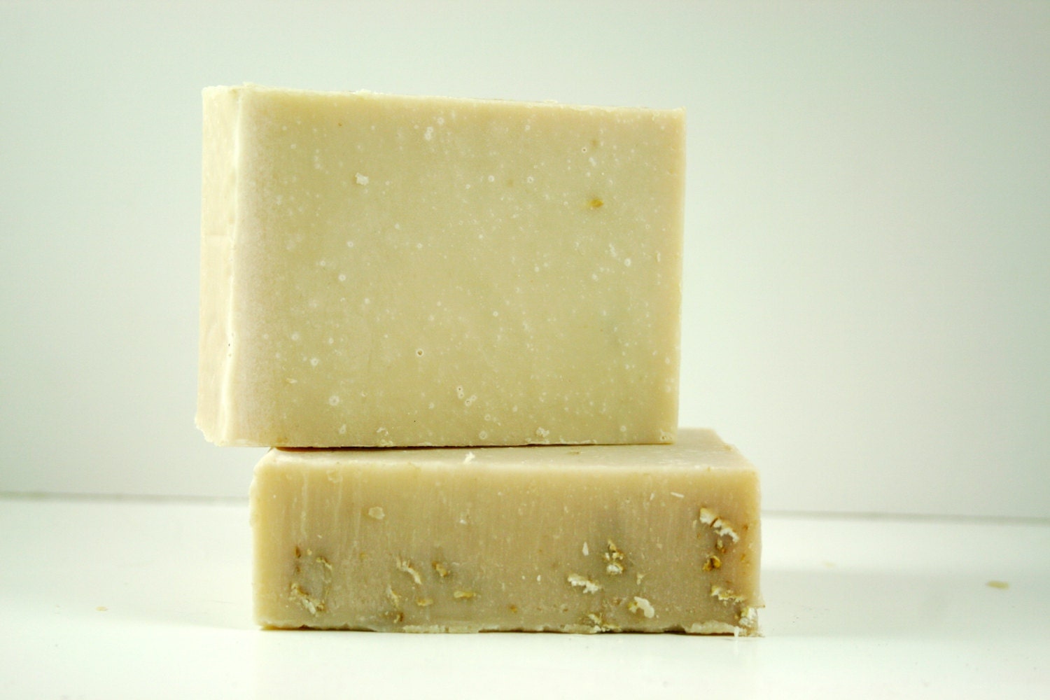 Oatmeal and Honey Facial Soap Bar - Unscented Soap - Includes honey and green tea for added benefit