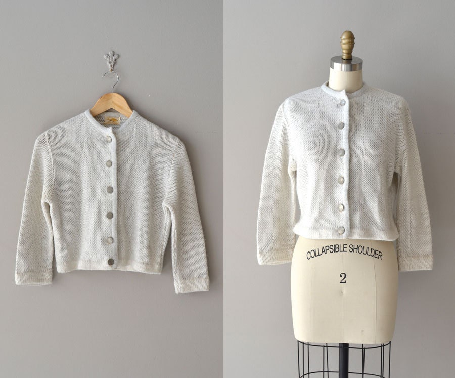 SALE vintage 1960s cardigan / 60s sweater / Whiteout cardigan