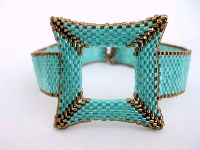 Peyote Square Bracelet 3D Brown Green Seed Bead Beadwork