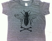 baby t-shirt with bee design sizes 6 through 24 months