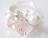 Vintage Pearls Flower Ring - adjustable