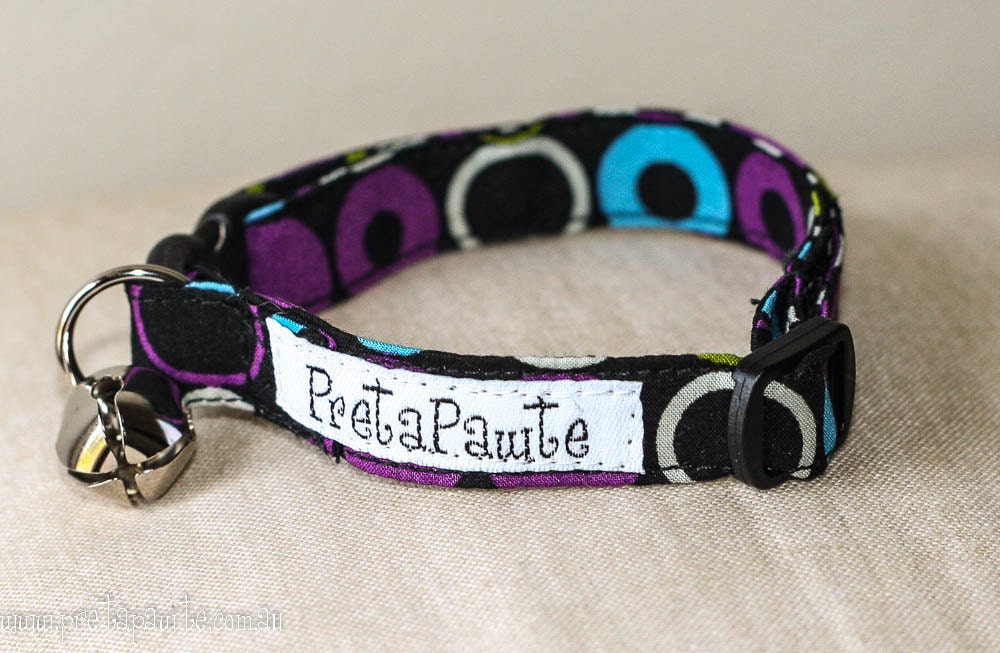 Breakaway Cat Collar  in Black , White, Purple, Aqua Dots