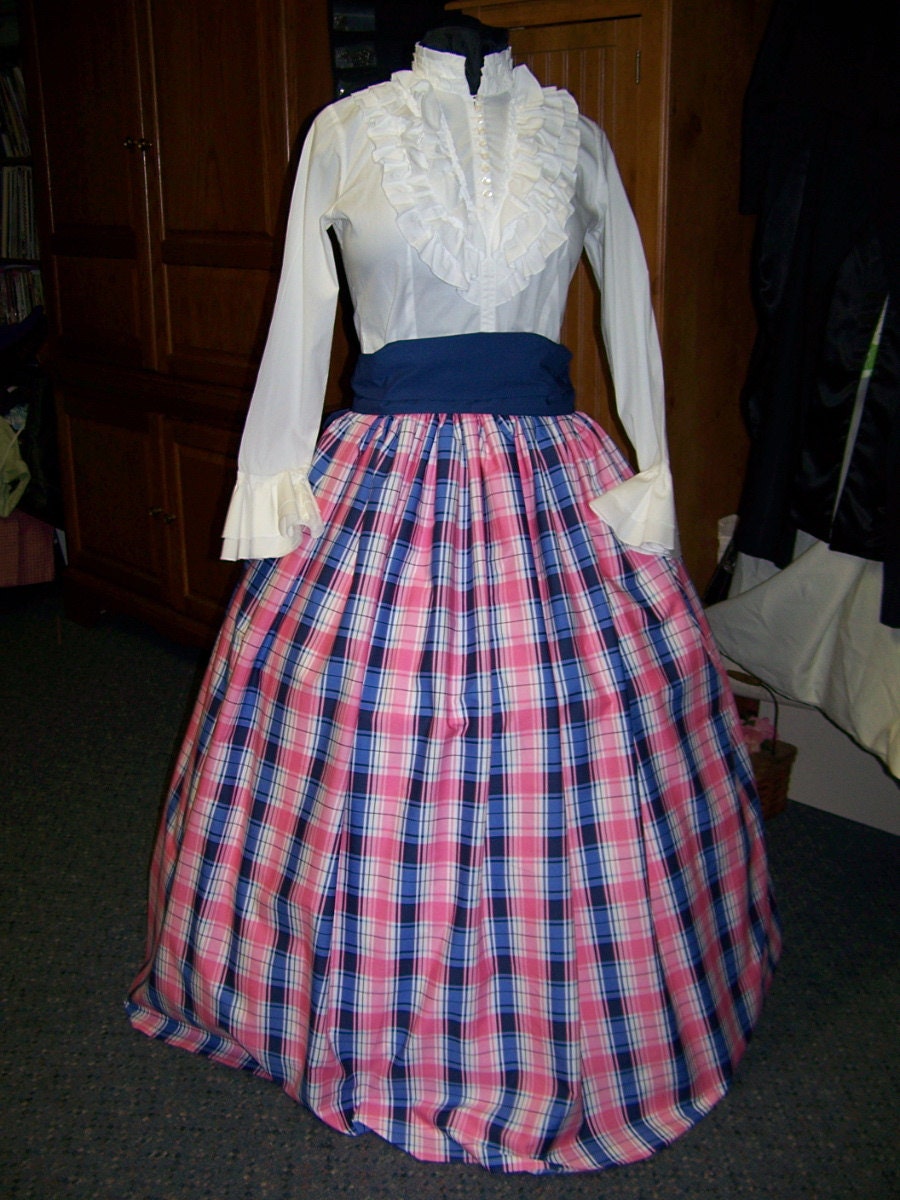 Civil War skirt Ladies Plaid - Pink and Navy pliad - Handmade,Victorian,Dickens
