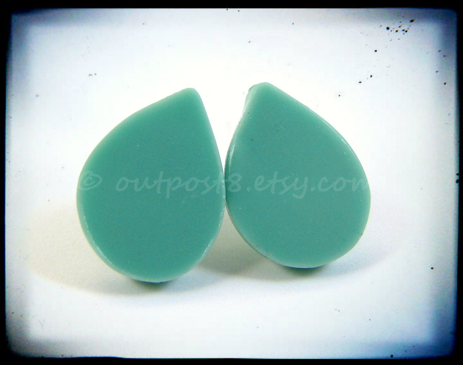 Aqua raindrop stud earrings. Simple, post, turquoise, mod, spring, jewelry. Free US shipping.