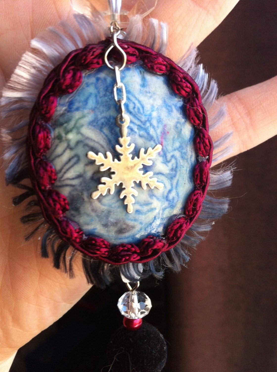 Unique and Decorative Winter Ornament