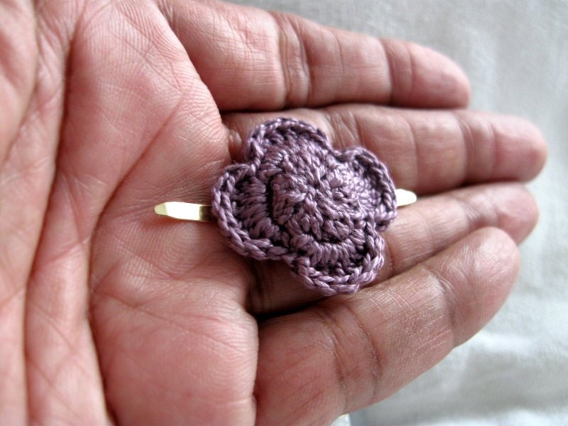 Crochet Lapel Pin, Men's Tiny Antique Violet Suit Flower