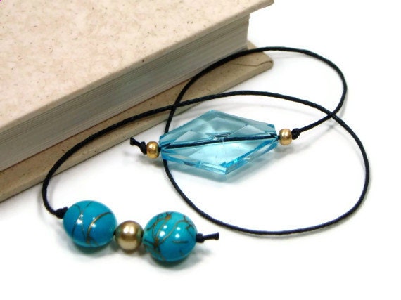 Book Thong Bookmark, Beaded, Book Cord, Book String, Gift under 5, Aqua, Blue, TJBdesigns, Teacher Gift