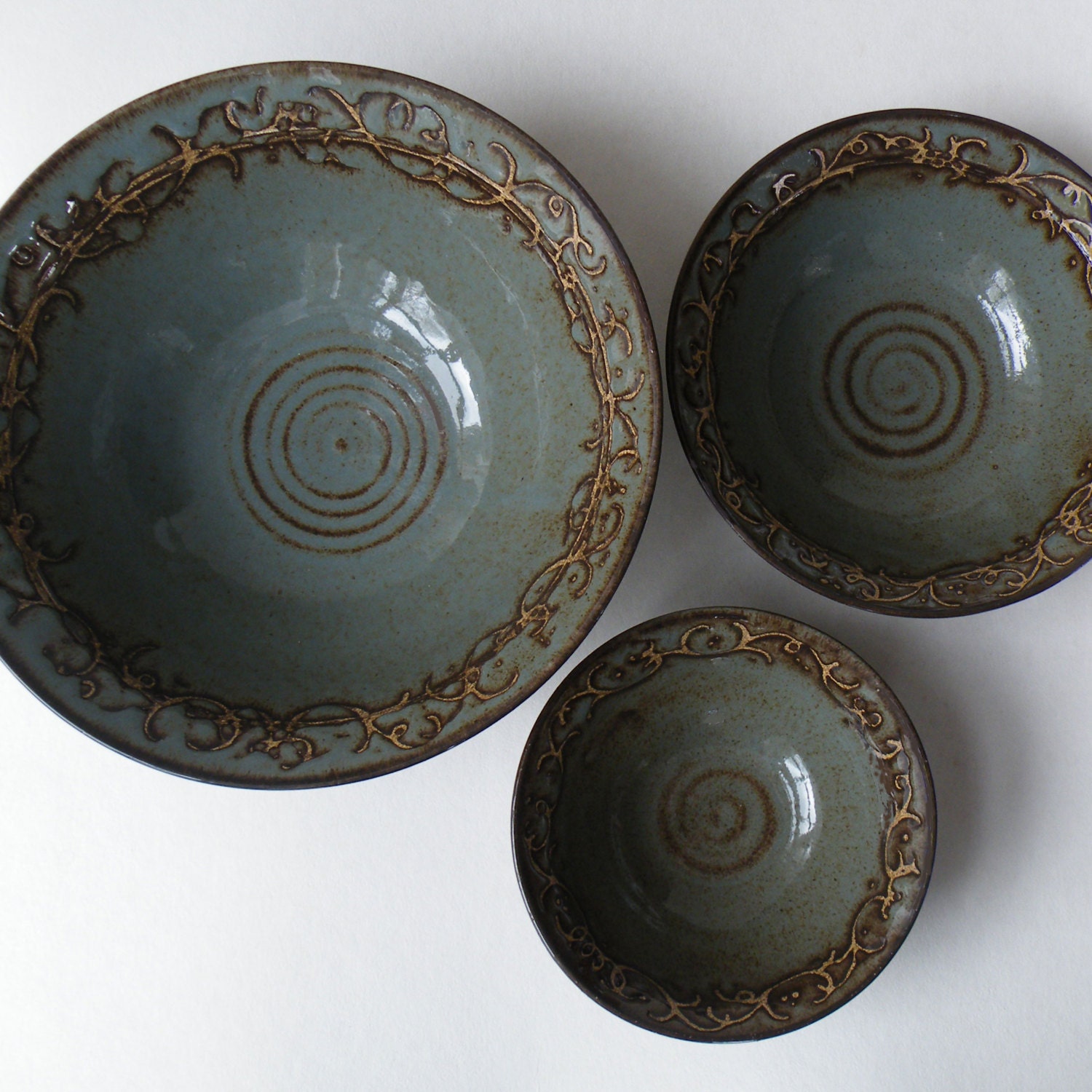 Gift Ideas for Her - Stoneware Set of 3 Decorative Nesting Bowls - Wedding Gift - Functional Housewarming Present