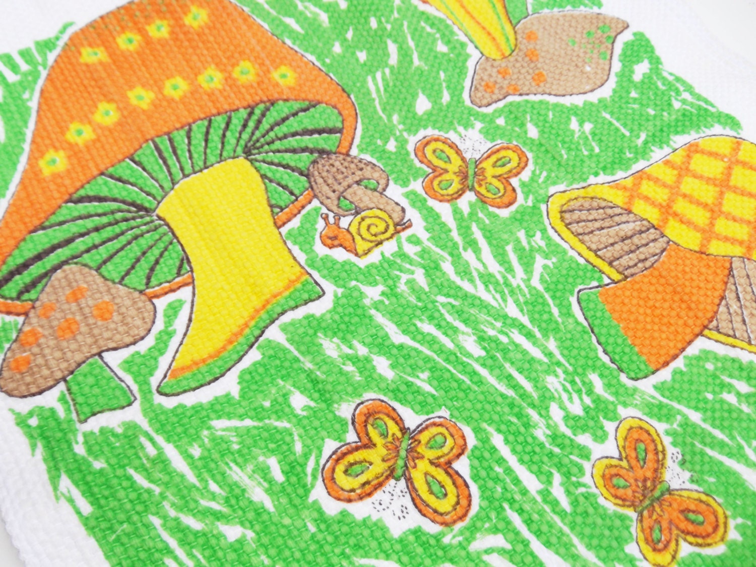 Mushroom Butterfly Rug Wall Hanging Printed Woven Rag Neon Green Orange Yellow on White 1980s 1970s kitchen