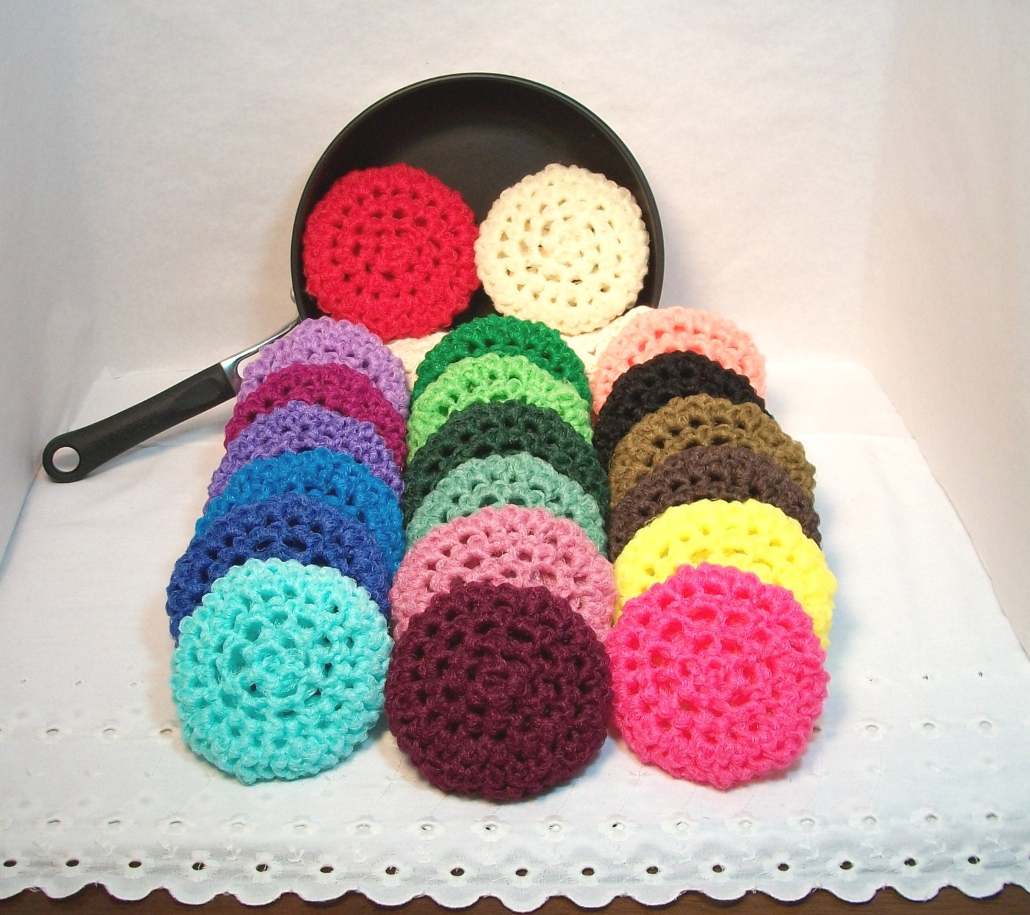 Pot Scrubbers, nylon net, pan scrubbie, home, kitchen cleaner, scour pad, eco-friendly, cleaning aid. Variety of 20 colors.