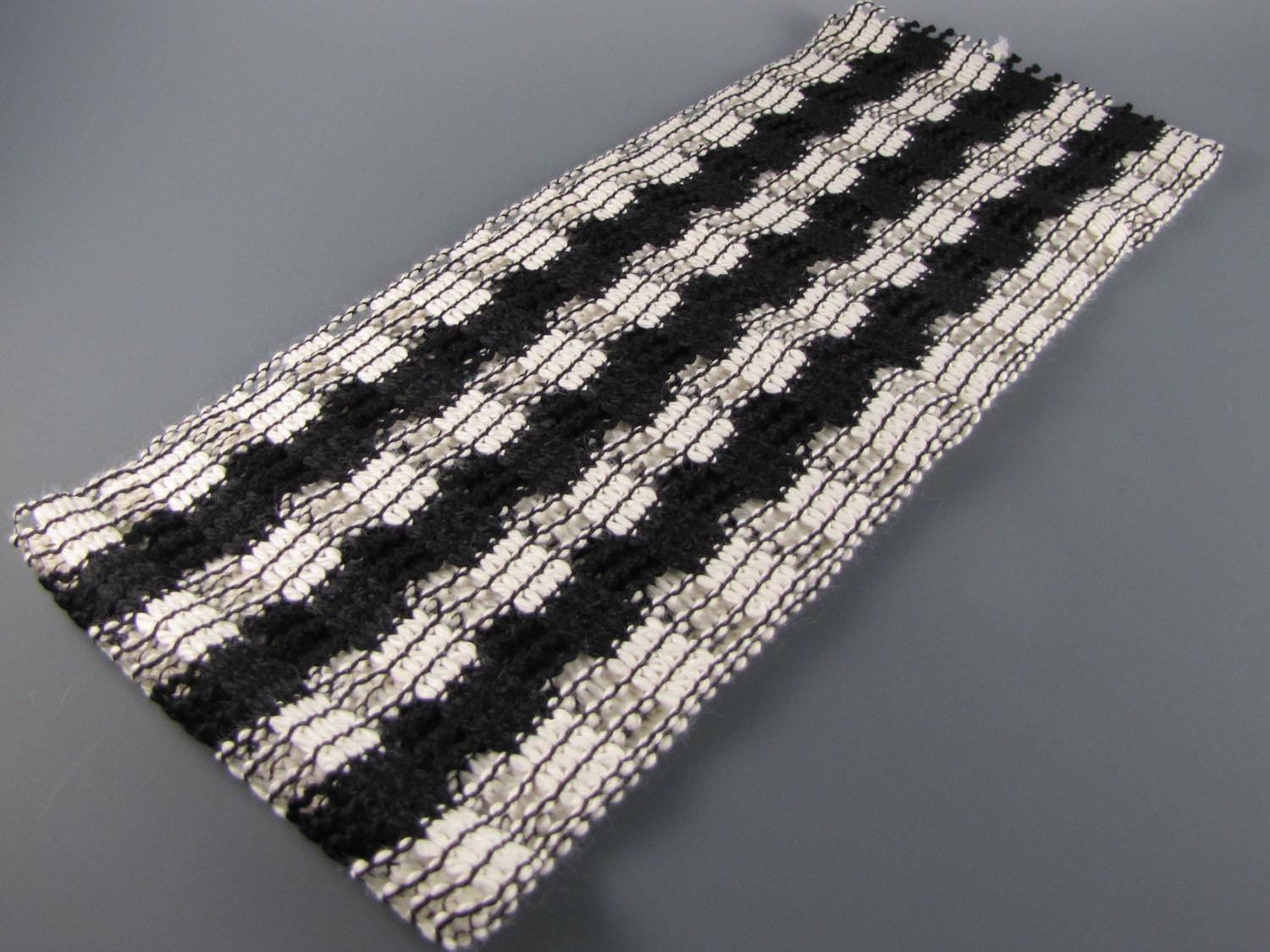 Trendsetter Yarns Scarf  Fabric Grid Black and white
