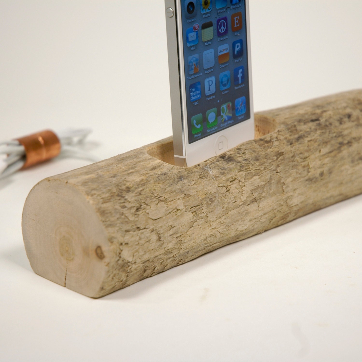 Driftwood iPhone iDock for iPhone 5