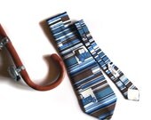 Gaucaldi Necktie. Vintage 70s Silk Tie. Automotive Souvenir  Antique Car