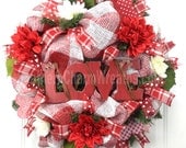 Faux Burlap VALENTINE Door Wreath Red White LOVE Sign Door Wreath Rustic