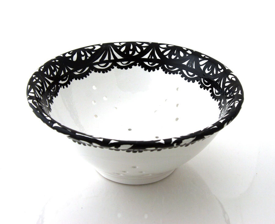 ceramic colander berry bowl, white with lace pattern