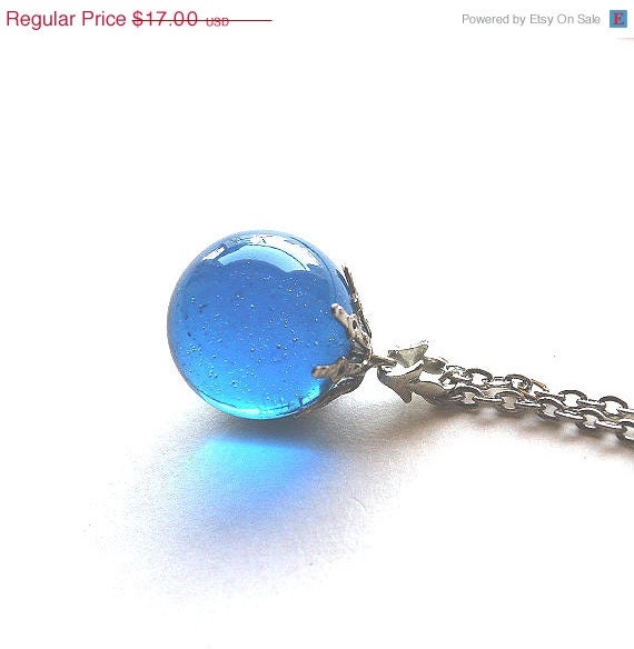 ON SALE Necklace sapphire blue glass marble Vintage 1950s - 1960s playful