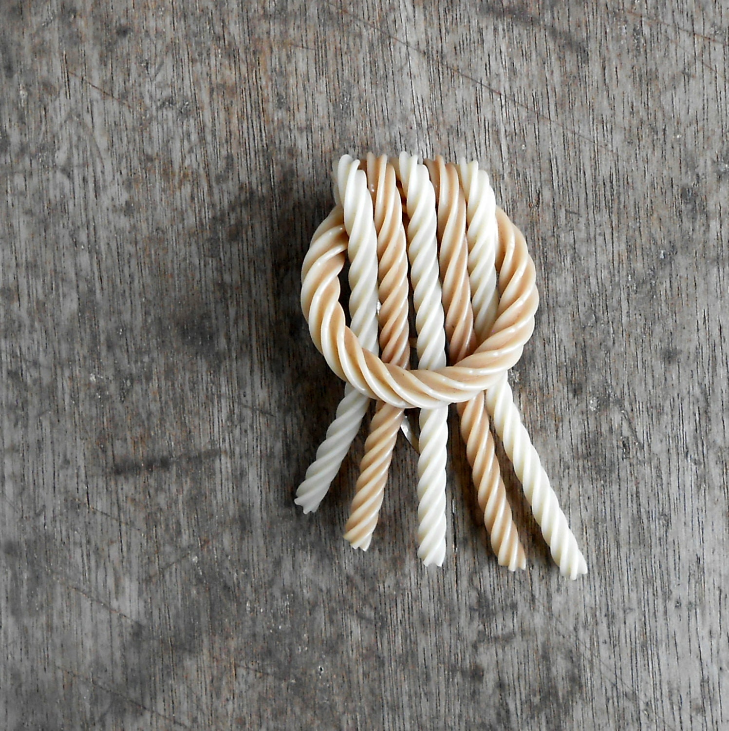 Art Deco Dress Clip.  Celluloid Twist Knot. Neutral.