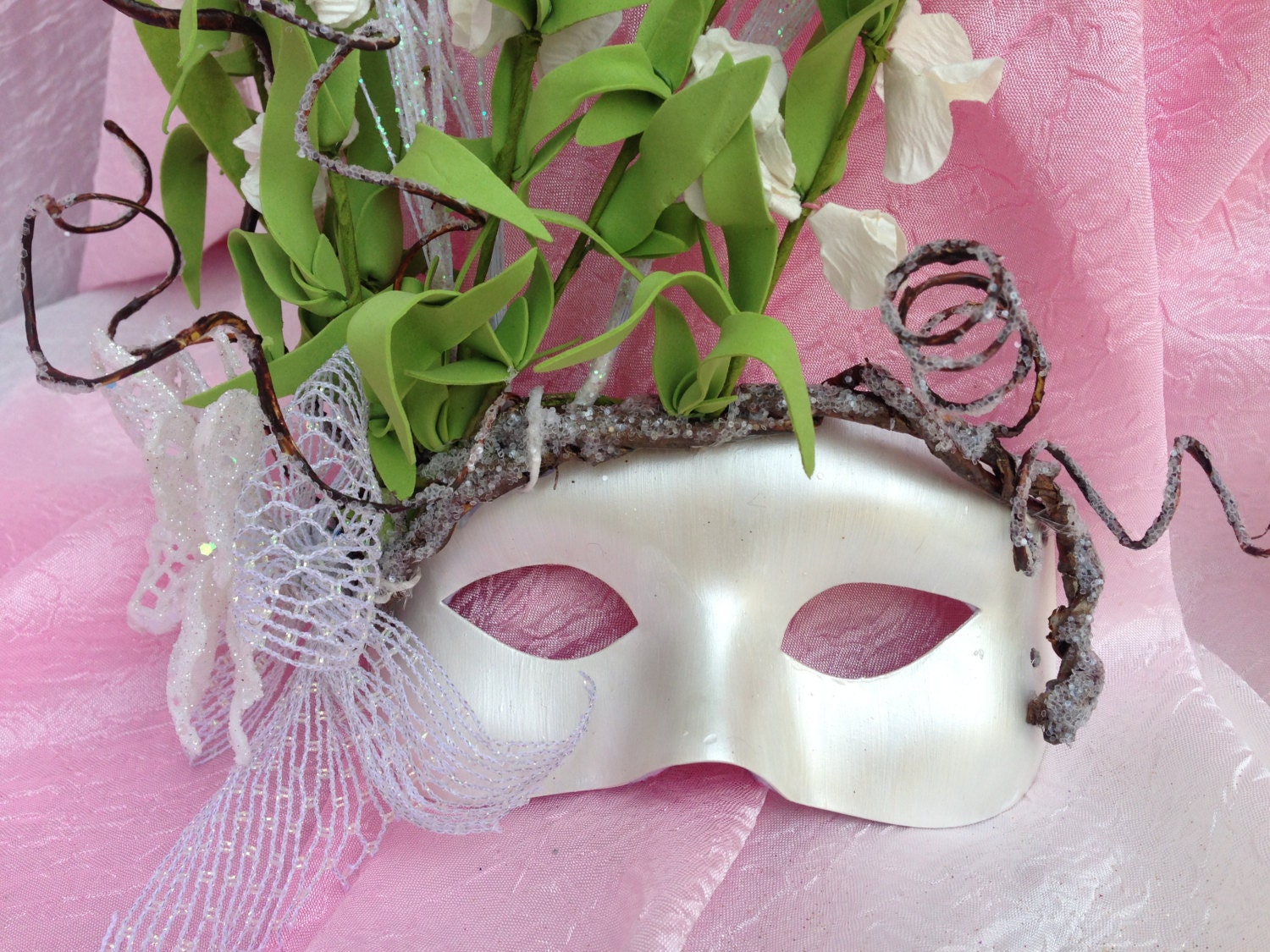 SPRING SALE 20% OFF - Winter Flower Fairy - Winter Flower Nymph Wedding Masquerade Mask