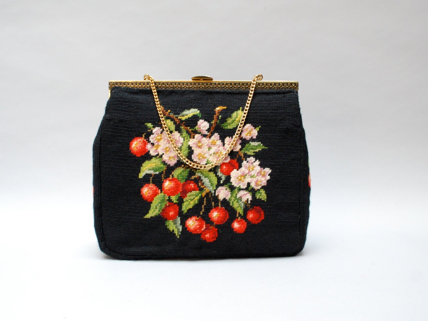 vintage 1950s cherry tapestry handbag. large purse