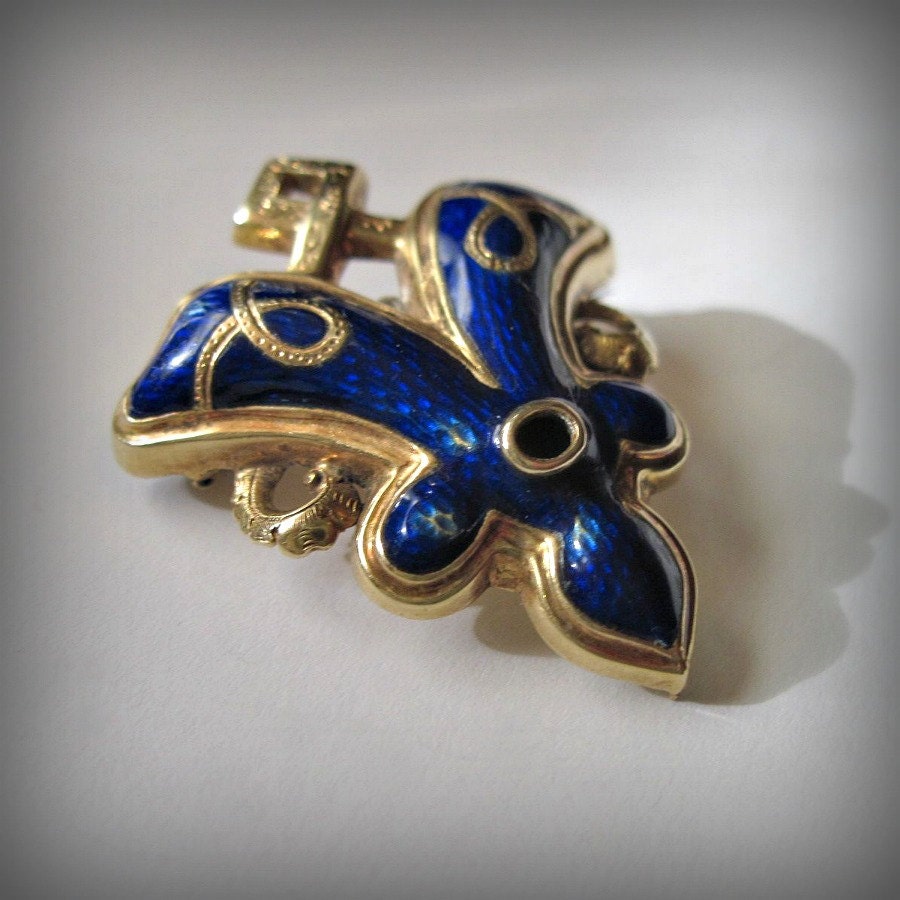 Antique Victorian 14KT Brooch - Blue Enamel - Fleur De Lis - Gold - Navy -  Pin - 1870s