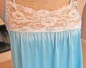 Vintage turquoise nightgown with white lace size 34