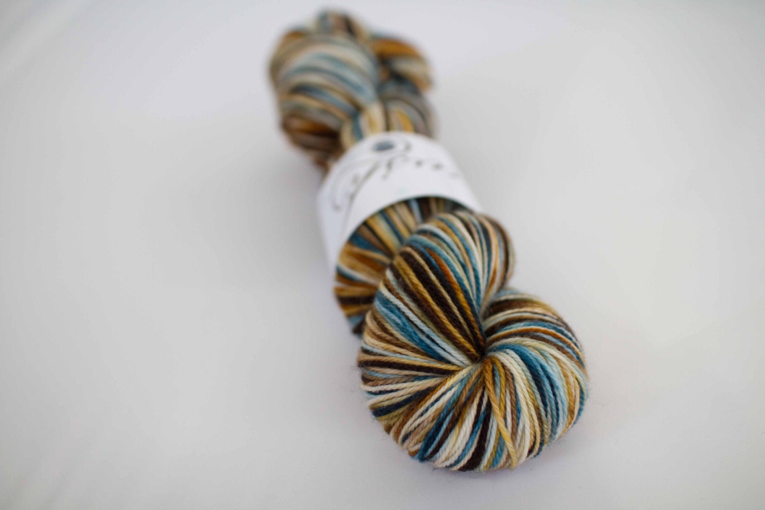 superwash merino sock 'comb creek'