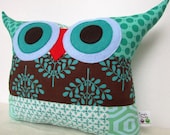 Patchwork/Teal/tree/home decor/ Polyfil Stuffed The Aqua ripple Owl Pillow/Ready to ship