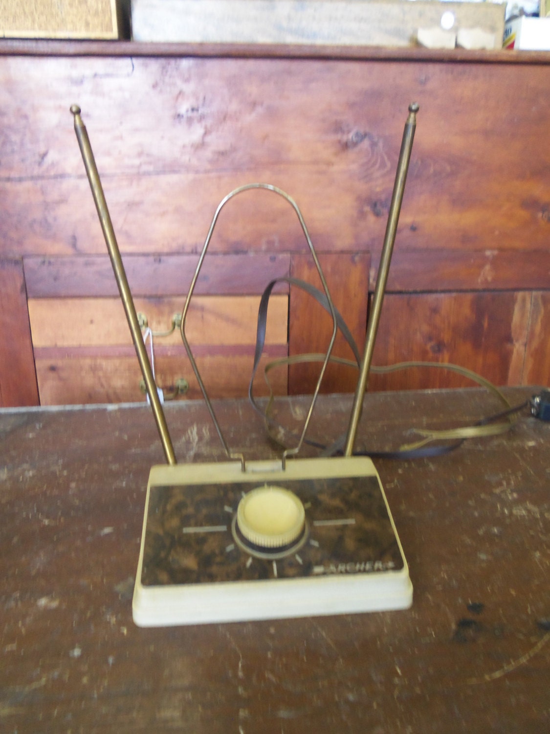 Cool Vintage Mid Century Television Rabbit Ears from Rustysecrets
