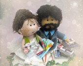 Personalised wedding cake topper - bride and groom handmade - OOAK felt sculpture made to order Hand made in France
