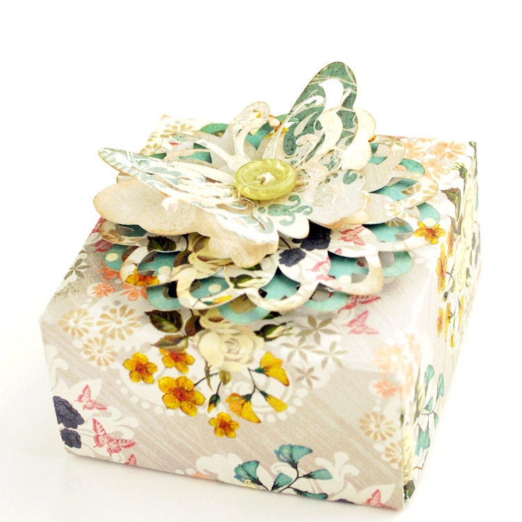 Elegant Handmade ORIGAMI Gift BOX with Dimensional BUTTERFLY
