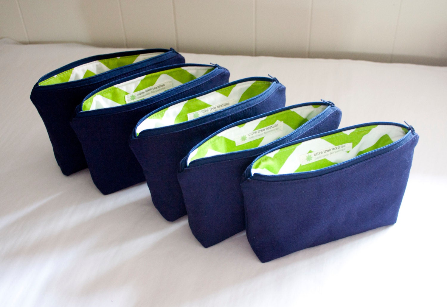 bridesmaid clutches // custom wedding gift set // navy and lime // set of 5 // your choice of fabric // made to order