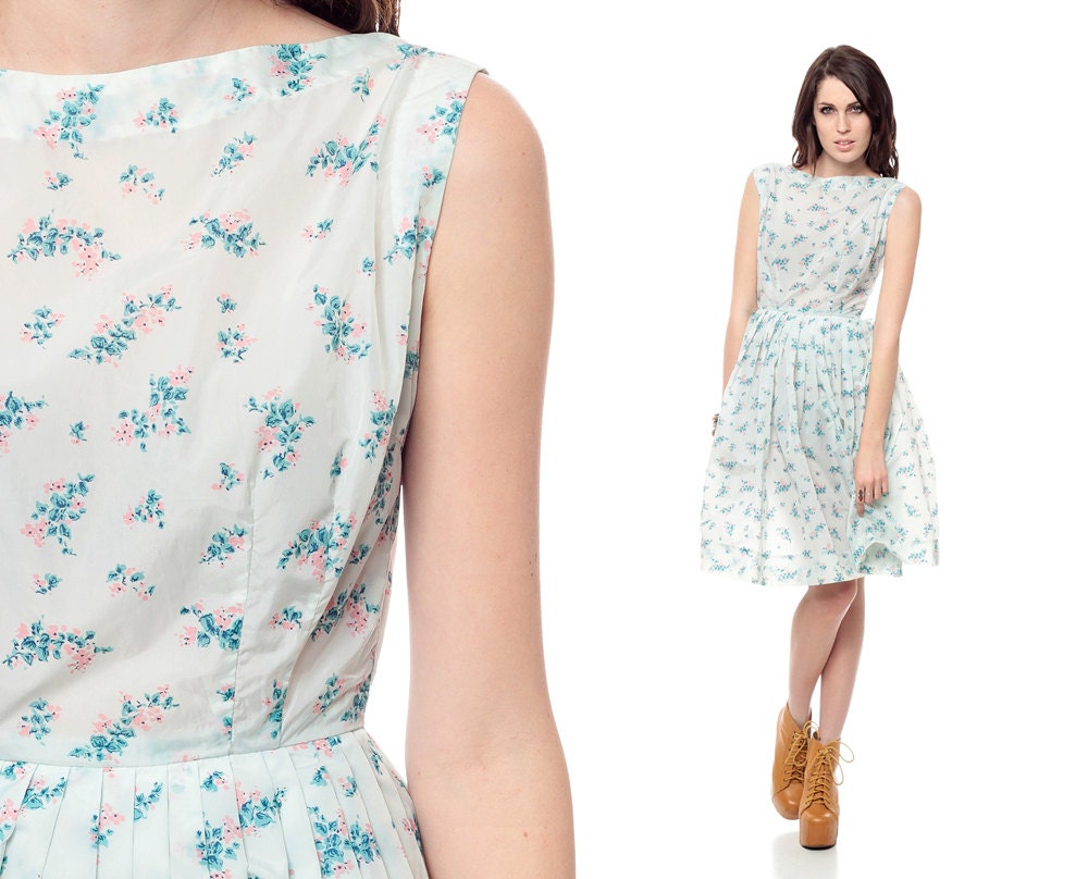 60s Floral Dress Light Blue FULL SKIRT Vintage 1960s Mad Men Low Back sleeveless Boatneck Day Pleated Hipster Retro Extra Small XS