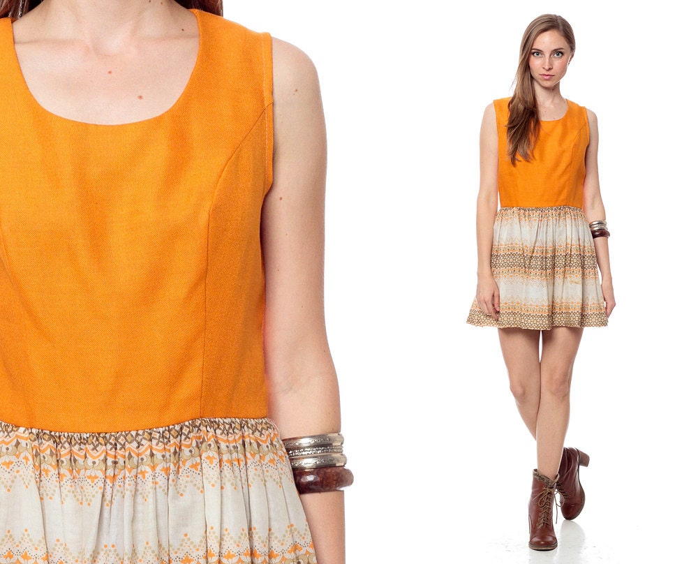 70s Mini Dress Orange High Waisted Mod Geometric Striped White 1970s Sleeveless Vintage Round Neckline Hippie MiniDress Medium