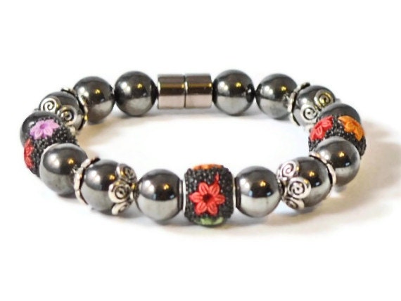 Flowers & Magnetic Hematite Beaded Bracelet, Beaded Jewelry, Handmade Jewelry, Good Health Jewelry