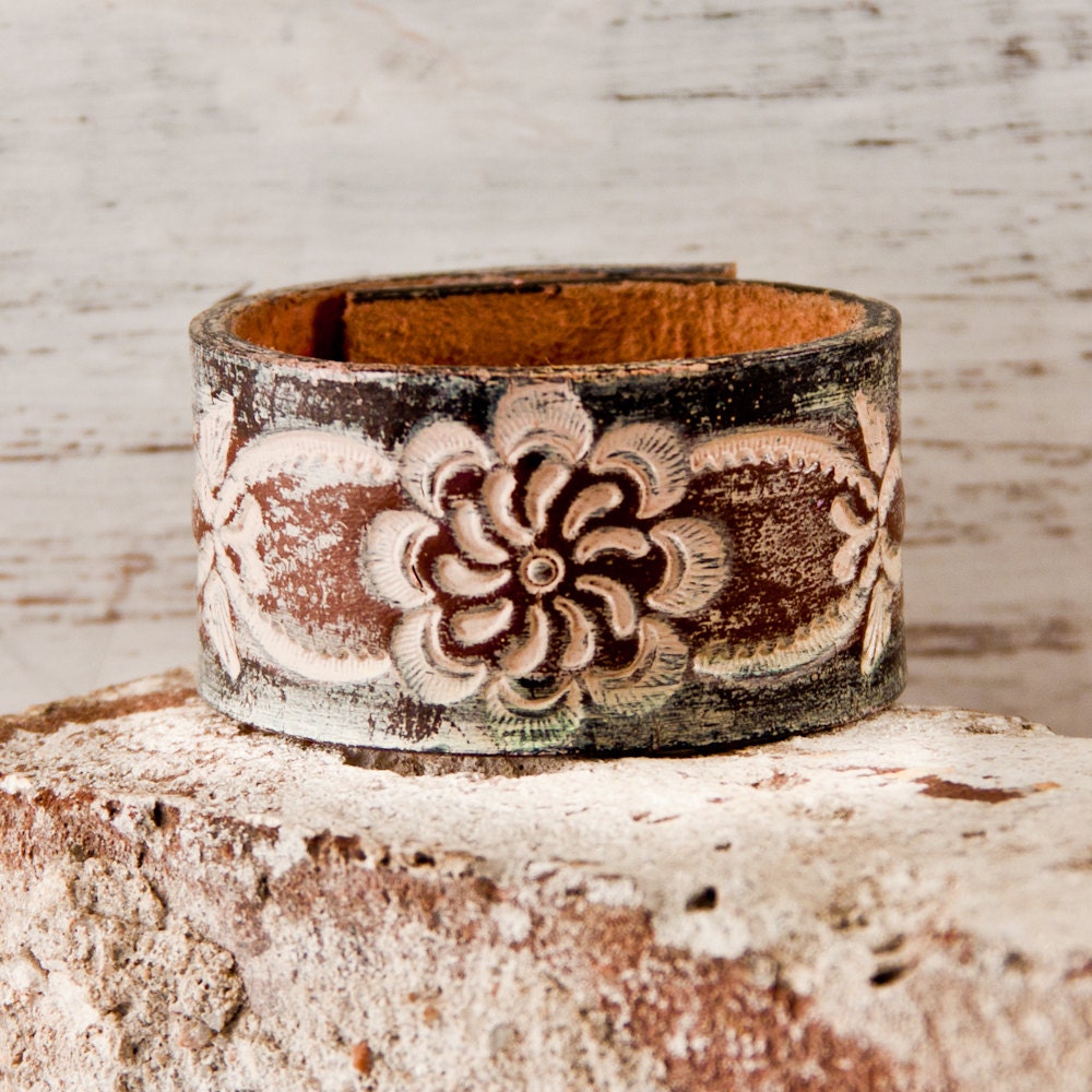 Bracelet Leather Cuff for Woman - OOAK - Festival